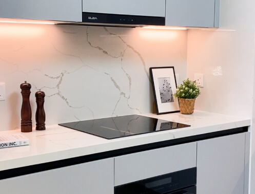 Light Grey Kitchen with Breakfast Bar Stove